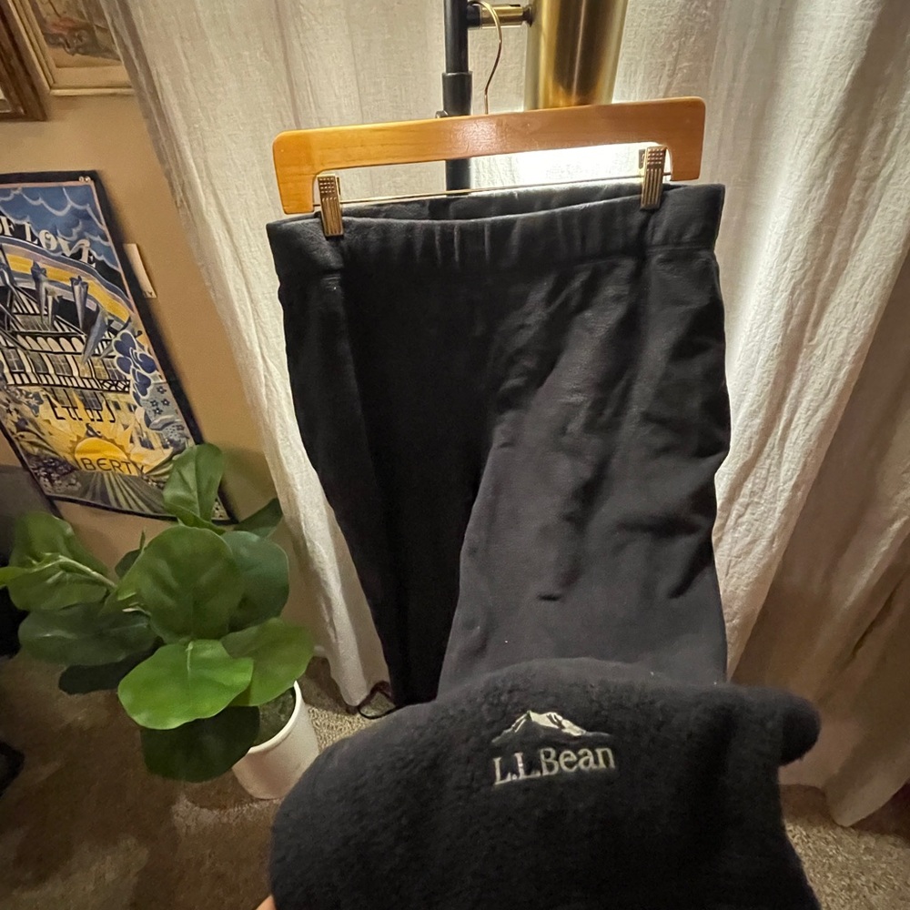 L.L. Bean Fleece Pants‎ LG black cold weather cozy layering warmth quality brand